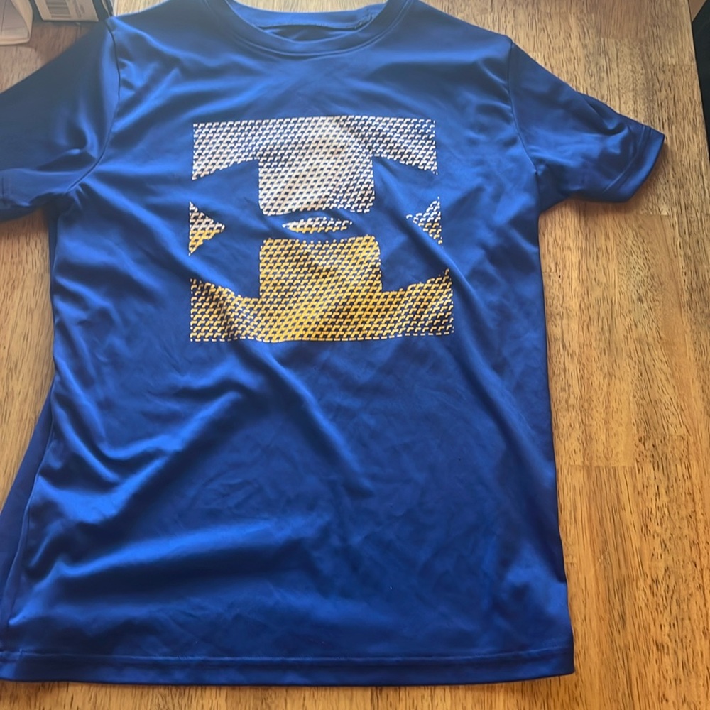 Boys under armor shirt